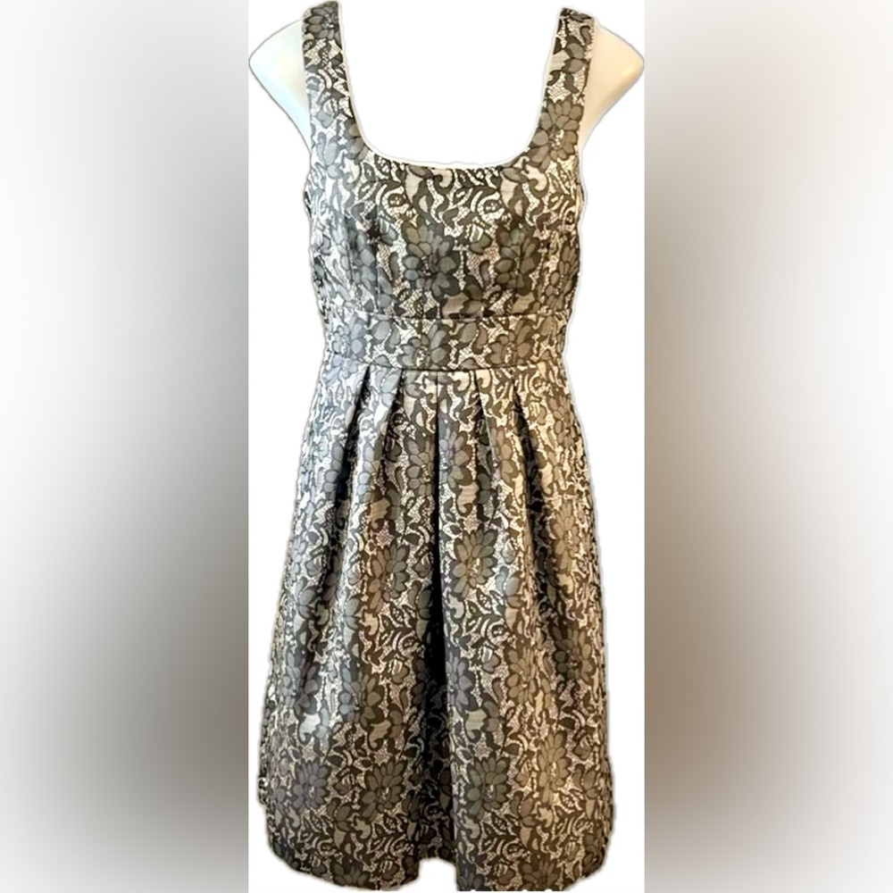 Maurices Gray and Black Floral Midi Dress